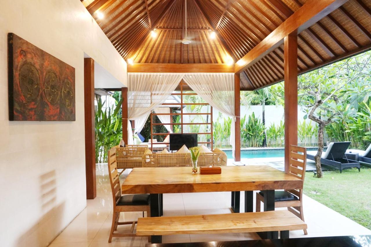 Nil Villa Seminyak Esterno foto