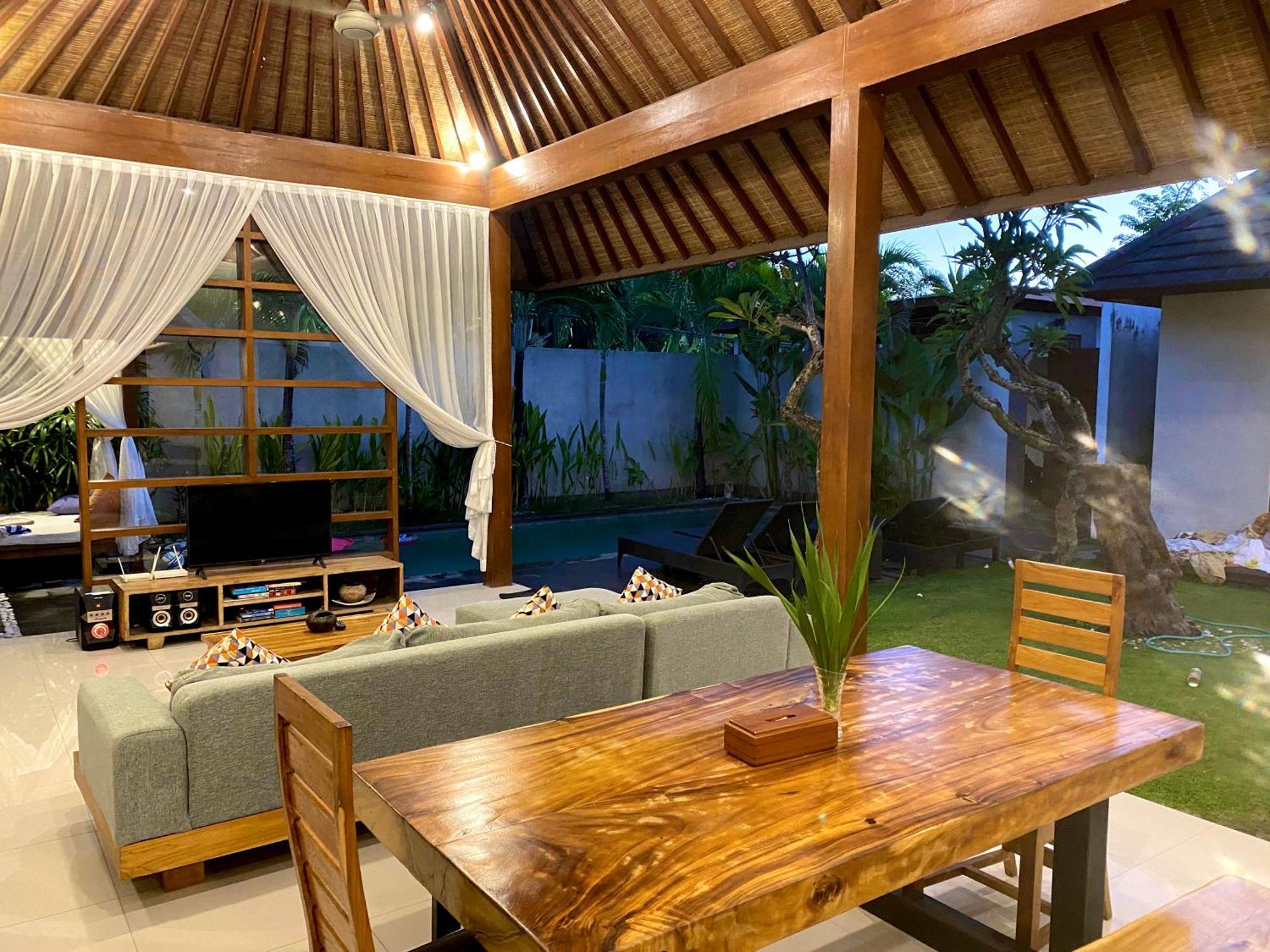 Nil Villa Seminyak Esterno foto